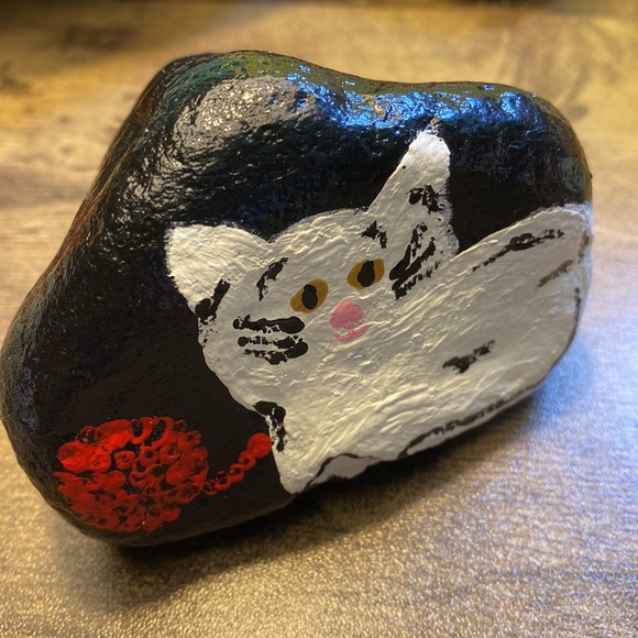 Hand Crafted Other - Fluffy WHITE CAT with red yarn Hand painted stone garden rock paper weight